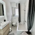 Apartmenthaus In Der Metzstrasse * Bochum